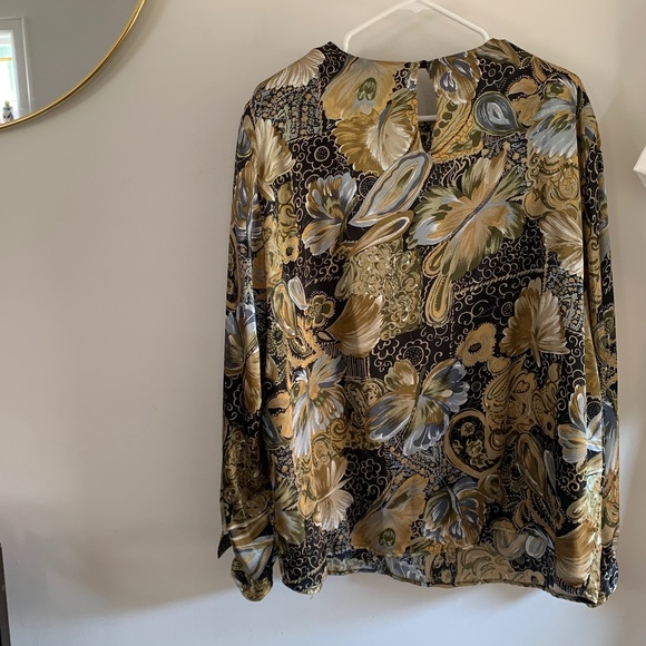 ⚜️🕋 GOLD and black witchy silky vintage blouse - Picture 3 of 7